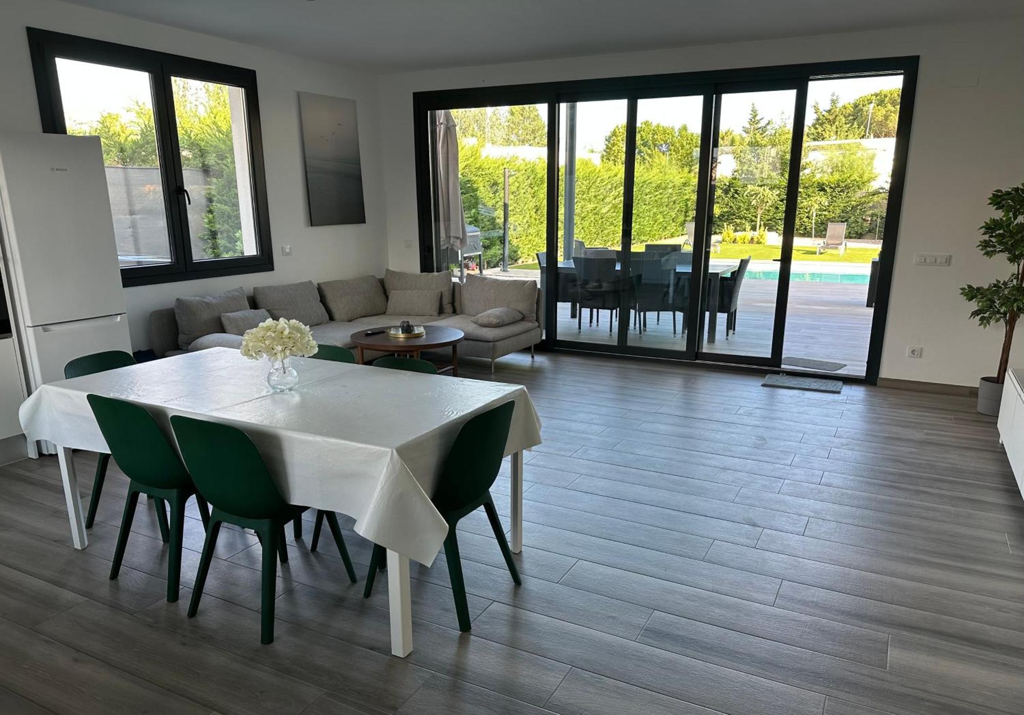 Villa Del Mas Pinell Лестартит Екстериор снимка