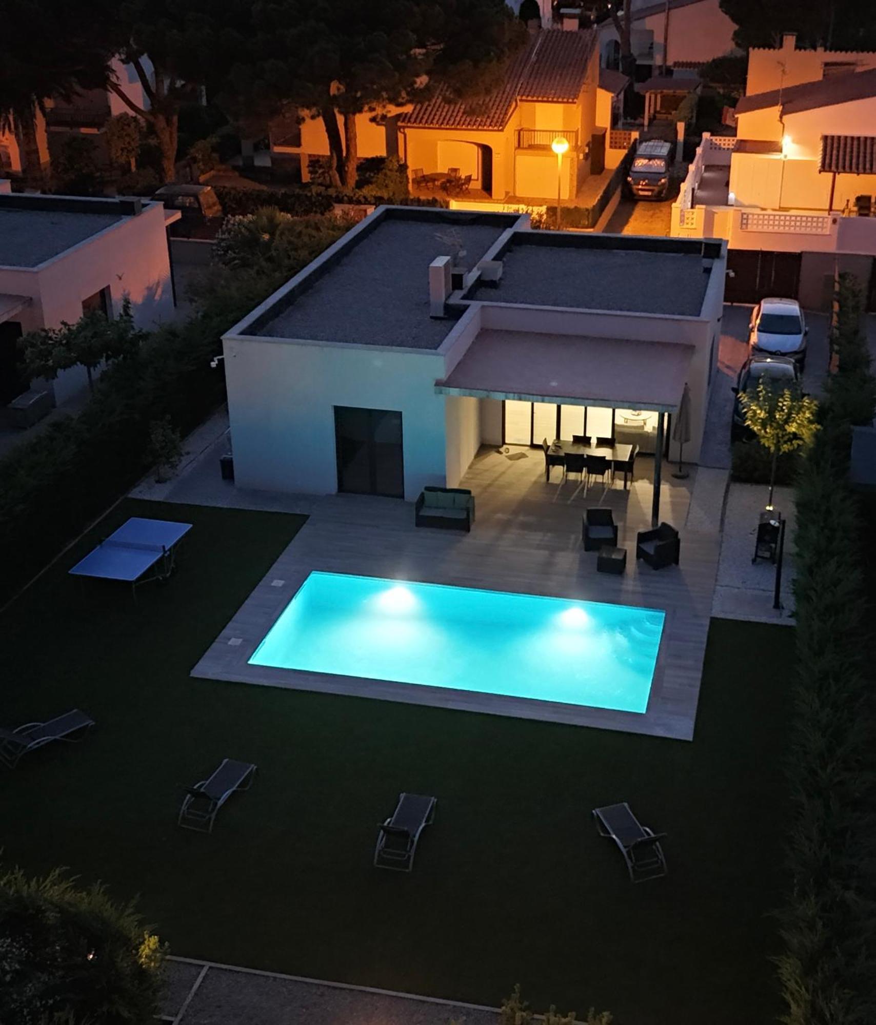 Villa Del Mas Pinell Лестартит Екстериор снимка