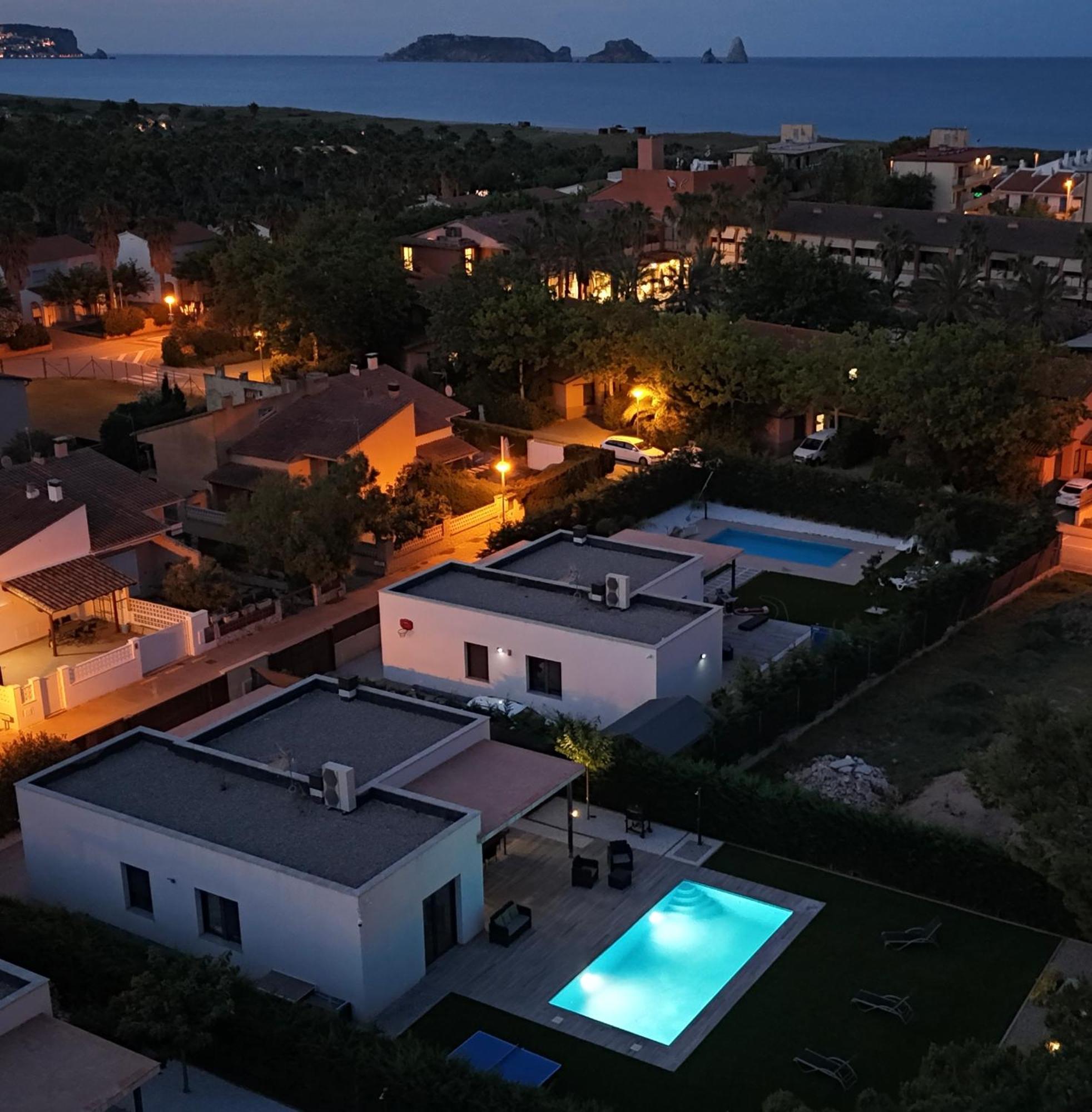 Villa Del Mas Pinell Лестартит Екстериор снимка